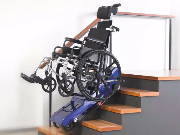 Гусеничный подъемник