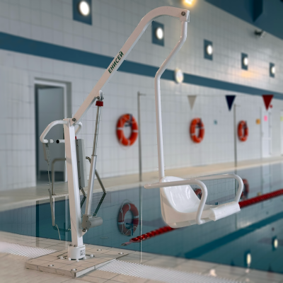 Подъемник электрический для бассейна "ЕНИСЕЙ" ИПБ-170Э (с электроприводом и аккумулятором)