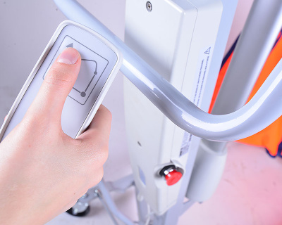 подъемник передвижной для инвалидов с пультом управления